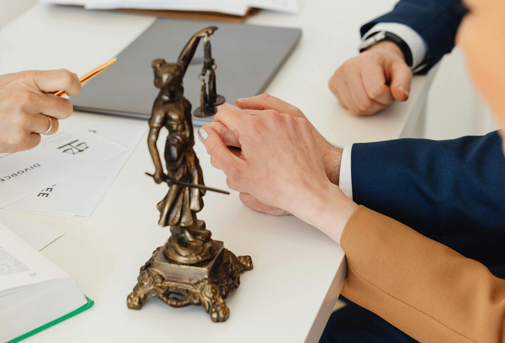Qu&eacute; es el arbitraje, &iquest;Qu&eacute; es el arbitraje?, Montes y Asociados Abogados